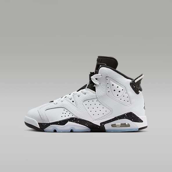 Boys black and white jordans shop